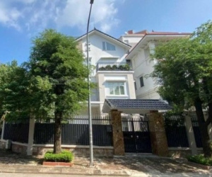 Biệt thự của đại gia ế 2 năm, ngân hàng bất ngờ tăng giá gấp đôi