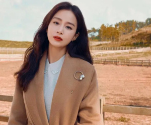 Style mùa đông của Kim Tae Hee xứng làm sách mẫu cho chị em 30+: Thanh lịch, sành điệu và 'hack tuổi' đỉnh cao