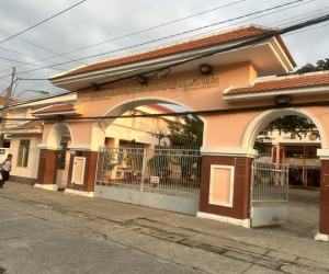Đánh lộn, học sinh dùng dao tự chế đâm chết người