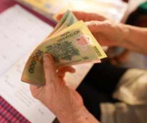 Nghỉ Tết Dương lịch, nhiều người 'quyết' không về quê, bám trụ thành phố lớn