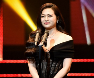 Kiều Anh khóc, Nhan Phúc Vinh xúc động khi đoạt 'Nữ-Nam diễn viên ấn tượng' VTV