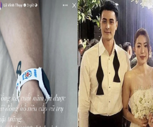 Vĩnh Thuỵ khoe ảnh nắm tay tình cảm với bà xã, hạnh phúc khi nhận đc 1 món quà đặc biệt