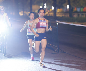 Nguyễn Thị Oanh phá kỷ lục quốc gia ở giải bán marathon Quốc tế Việt Nam 2024
