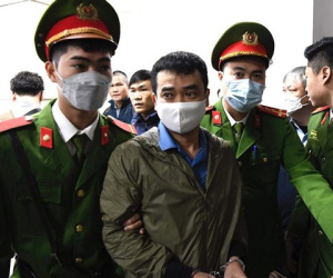 Chủ tịch Việt Á Phan Quốc Việt khai chuyện đưa tiền cho nhiều cá nhân