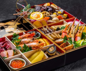 Choáng với hộp cơm đón năm mới của người Nhật: Đỉnh cao của ẩm thực xứ sở phù tang
