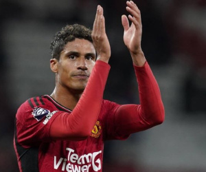 Al-Nassr chiêu mộ Varane vì Ronaldo