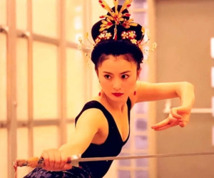 Cái kết đắng của 'nàng đả nữ' lừng lẫy 1 thời: Bị 'đá' khỏi cửa hào môn vì ngoại tình cùng con trai nuôi của chồng