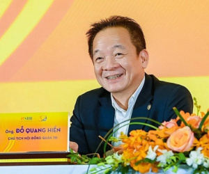 Chuyện bầu Hiển tự sản xuất TV: Từ lúc đạp xe chở từng chiếc đi bán ở chợ Ngã Tư Sở mà không ai mua đến khi thành 'vua TV' giao khắp cả nước