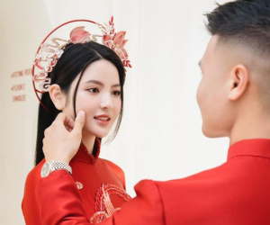 'Kiếp nạn' của Chu Thanh Huyền: Phủi áo dài trong đám hỏi cũng bị chỉ trích!