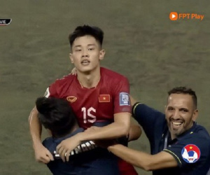 Nguyễn Đình Bắc, 'nút nhấn' bất ngờ của Troussier trên hàng công?