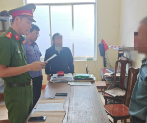 Khởi tố nguyên Trưởng phòng GD&ĐT vì thông thầu mua sắm thiết bị trường học