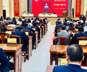 Bí thư Tỉnh ủy đi công tác chưa về, Lâm Đồng hỏa tốc hoãn họp hội đồng