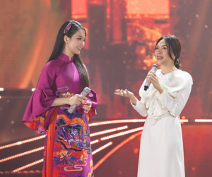 Mỹ Tâm nói gì phía sau hậu trường khiến MC Thuỵ Vân VTV xúc động?