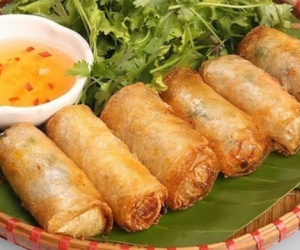 Mẹo rán nem giòn rụm cho ngày Tết