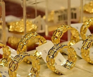 Giá vàng nhẫn tăng vọt