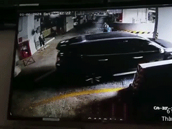 Vụ ô tô 'đại náo' hầm chung cư: Tài xế là người nước ngoài, chạy trốn do có mâu thuẫn trong chuyện làm ăn