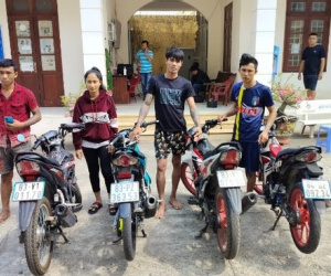 Bắt nhóm đối tượng giả danh cảnh sát để cướp tài sản người đi đường ở Long An