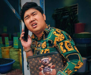 Quốc Khánh có cảnh nóng nhiều nhất phim Tết của Trấn Thành, 'đứng hình' khi bị đàn anh hỏi mãi 1 câu nhạy cảm