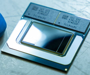 CES 2024: Intel công bố mẫu CPU quyết chiến với Apple