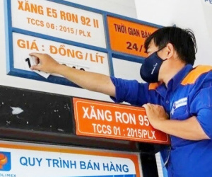 Giá xăng, dầu đồng loạt tăng nhẹ