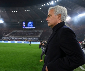 Roma bị loại khỏi Coppa Italia, Mourinho đổ lỗi cho việc... nhận 'quả phạt đền của bóng đá hiện đại'