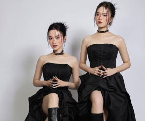 Cặp chị em sinh đôi thừa hưởng gen cực phẩm từ gia đình