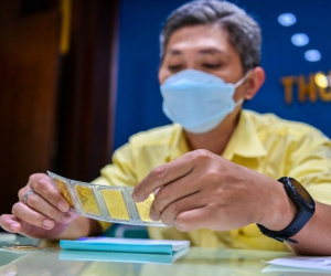 Giá vàng trên đỉnh lịch sử: Doanh nghiệp khốn đốn vì khoản nợ 5.800 lượng vàng
