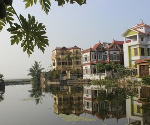 Choáng ngợp biệt thự san sát ở làng đại gia nổi tiếng miền Bắc: Giàu lên nhờ buôn thịt lợn và những mặt trái