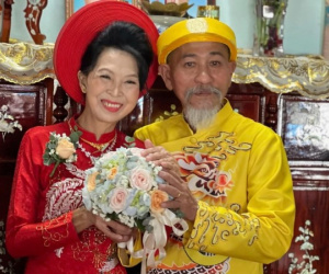 Phát hiện tình đầu 62 tuổi chưa lấy chồng, chú rể U70 từ Mỹ về Việt Nam hỏi cưới