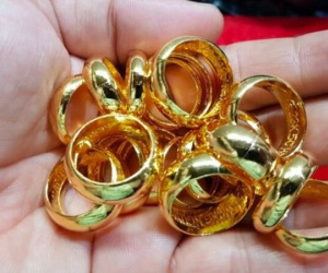 Giá vàng nhẫn lập kỷ lục mới, tiến sát mốc 65 triệu đồng/lượng