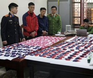 Phát hiện 2 thanh niên vận chuyển hơn 11kg ma túy từ Lào vào Việt Nam