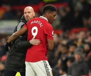 'Ông kễnh' Martial bị cách ly khỏi đội một MU