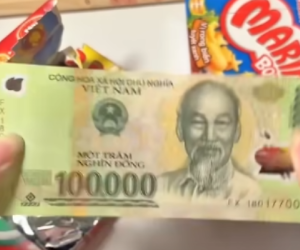 Trend 'mở hộp bánh' bị giới trẻ biến tướng khiến người kinh doanh ngao ngán