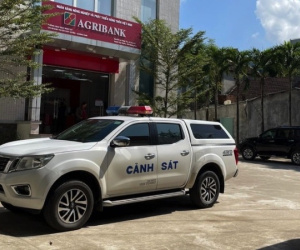Đang truy bắt 2 đối tượng cướp ngân hàng ở Quảng Nam