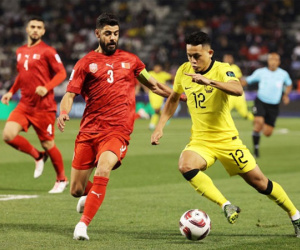 Malaysia gục ngã phút bù giờ cuối cùng trước Bahrain