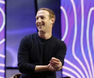 Mark Zuckerberg đang ngồi trên một núi món hàng công nghệ hot nhất hiện nay, với giá một chiếc có thể lên tới gần 1 tỷ VND