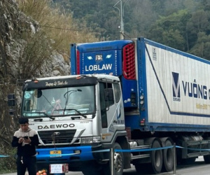 Điều tra vụ tài xế chết trong ca bin xe container đỗ gần cửa khẩu Tân Thanh