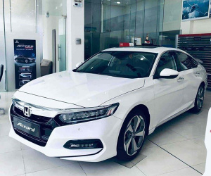 Honda Accord tại Việt Nam tiếp tục rớt giá tới hơn 200 triệu đồng