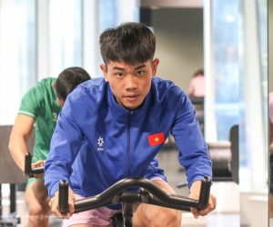Đình Bắc trở lại, HLV Troussier dùng đội hình 'lạ' đấu Iraq