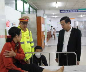 Tai nạn ở cao tốc La Sơn - Túy Loan: 'Đang ngủ nghe rầm rầm, xe lộn vòng vòng'