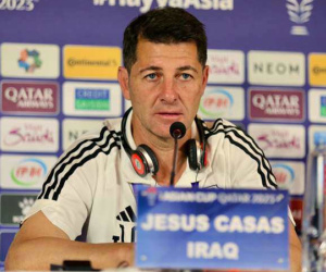 HLV Iraq: 'Tuyển Việt Nam là đối thủ rất khó chơi'