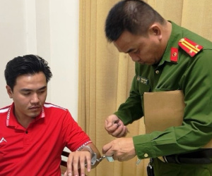 Vụ thầy giáo dạy võ hiếp dâm nhiều nam sinh rồi quay phim: Cú sốc của phụ huynh