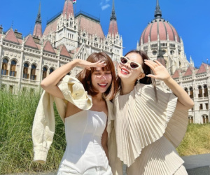 Bù đắp tuổi trẻ 'đói kém', đôi bạn thân đưa nhau đi 19 nước châu Âu, du lịch sang chảnh kỷ niệm 18 năm tình bạn