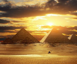 Xây đại kim tự tháp Giza, người Ai Cập cổ dốc bao nhiêu tiền?