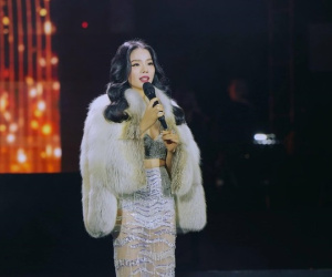 Lệ Quyên xin lỗi vì cướp lời MC trong Lễ trao giải Làn sóng xanh