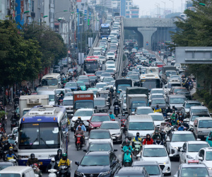 Hà Nội tắc đường từ trung tâm phố cổ tới đường vành đai ngày cuối tuần