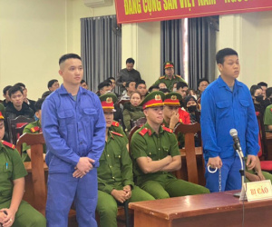Nhân viên quán karaoke chém khách tử vong lĩnh án chung thân