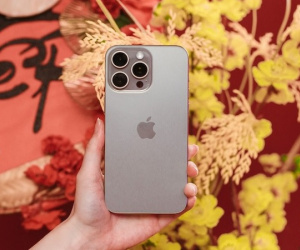 Cận Tết Nguyên đán Giáp Thìn 2024, giá iPhone 15 Pro Max giờ ra sao?