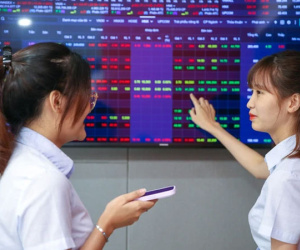Chứng khoán bứt phá sau Tết?