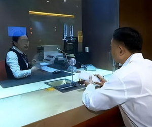 Sáng gửi tiết kiệm 20 tỷ đồng, trưa nhận thông báo trừ 16 tỷ, người đàn ông báo ngân hàng nhưng không ai giải quyết, chiều tài khoản chỉ còn 2 triệu